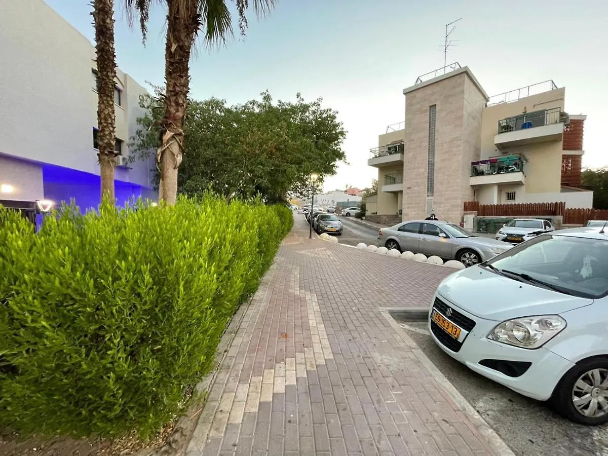 דירות אילת דירת 4 חדרים, 2 מרפסות, 114 מר - קרוב לים 0*,  ישראל